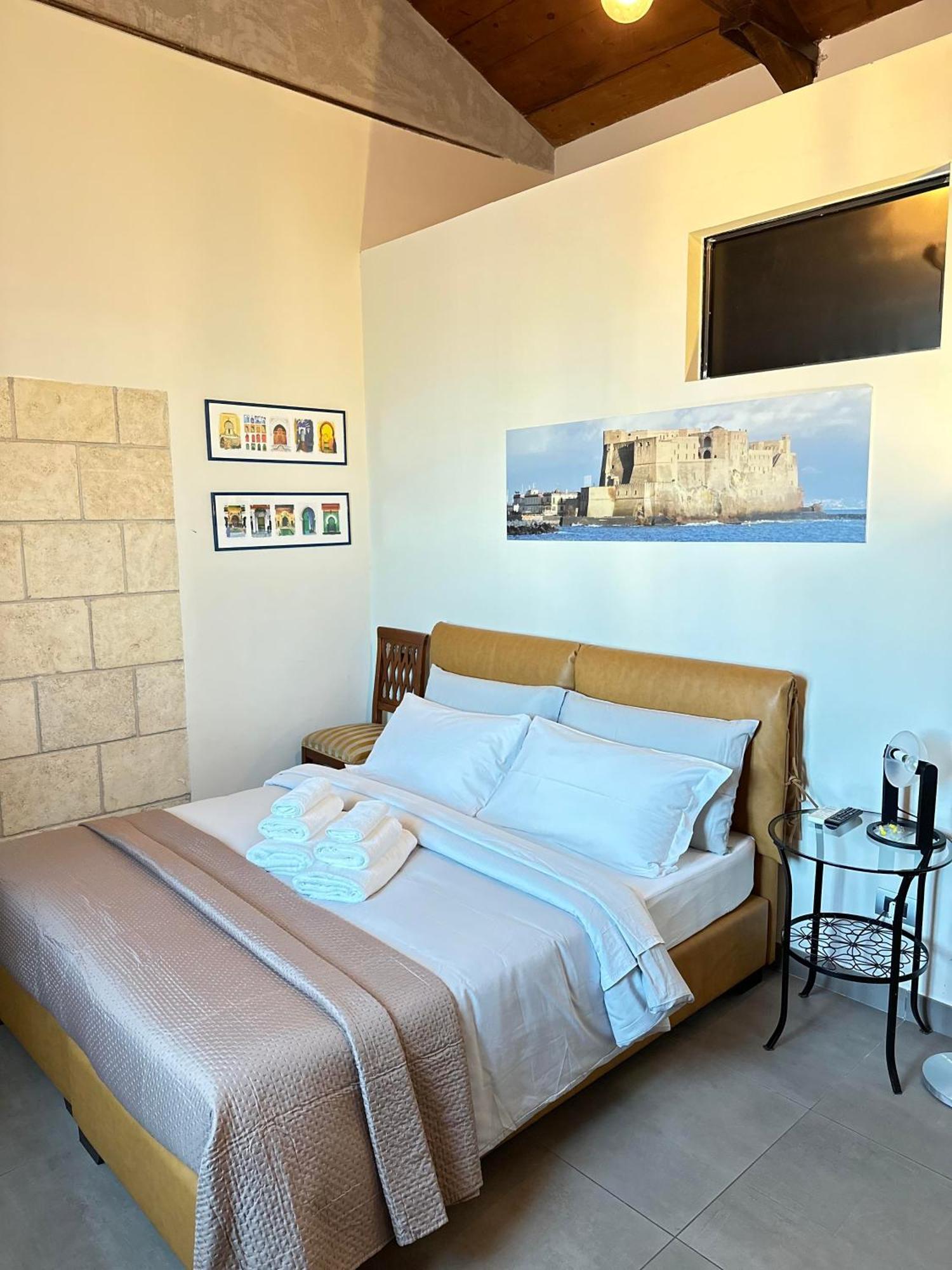 Mansarda Valu Appartement Napels Buitenkant foto