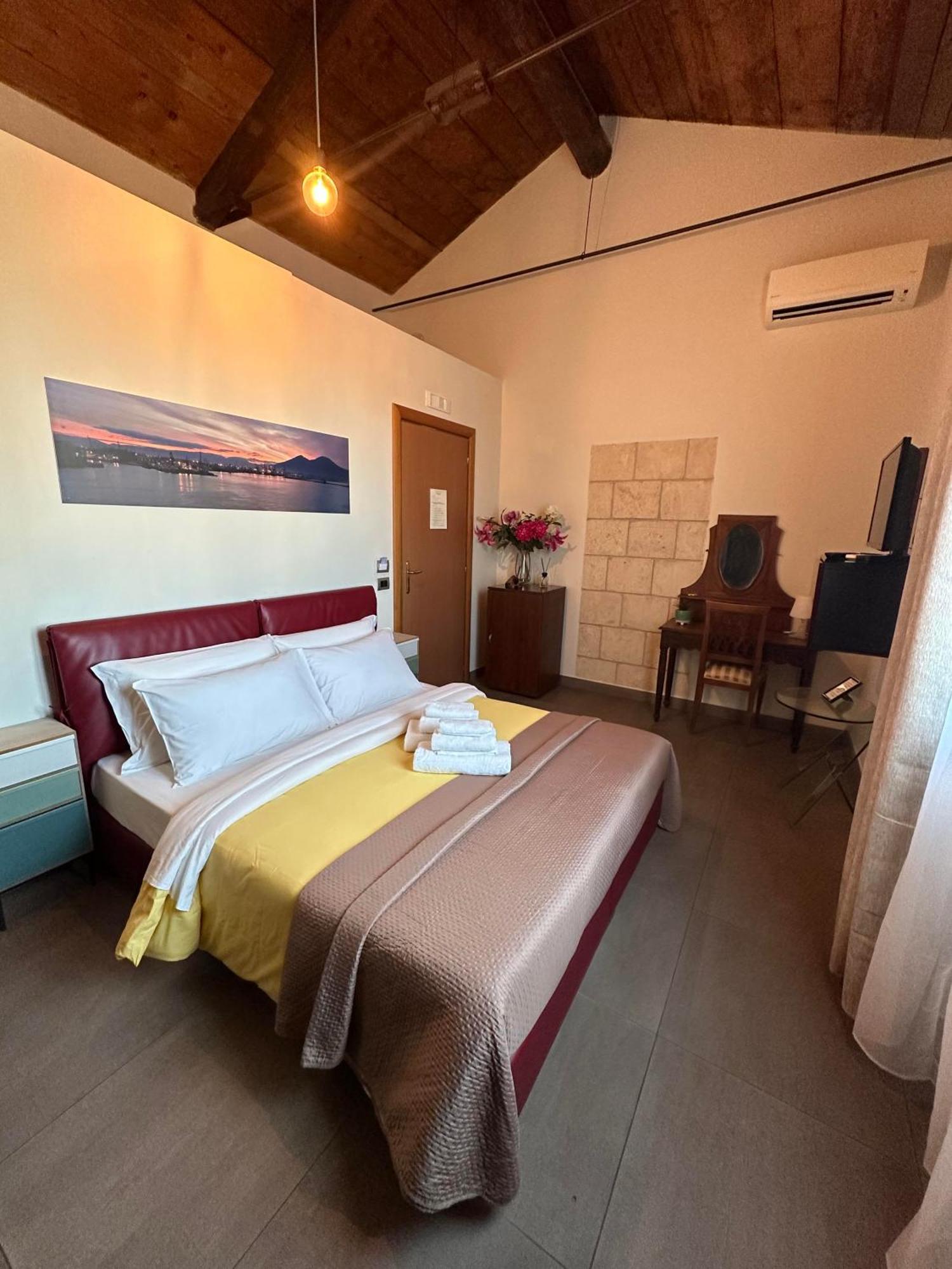 Mansarda Valu Appartement Napels Buitenkant foto