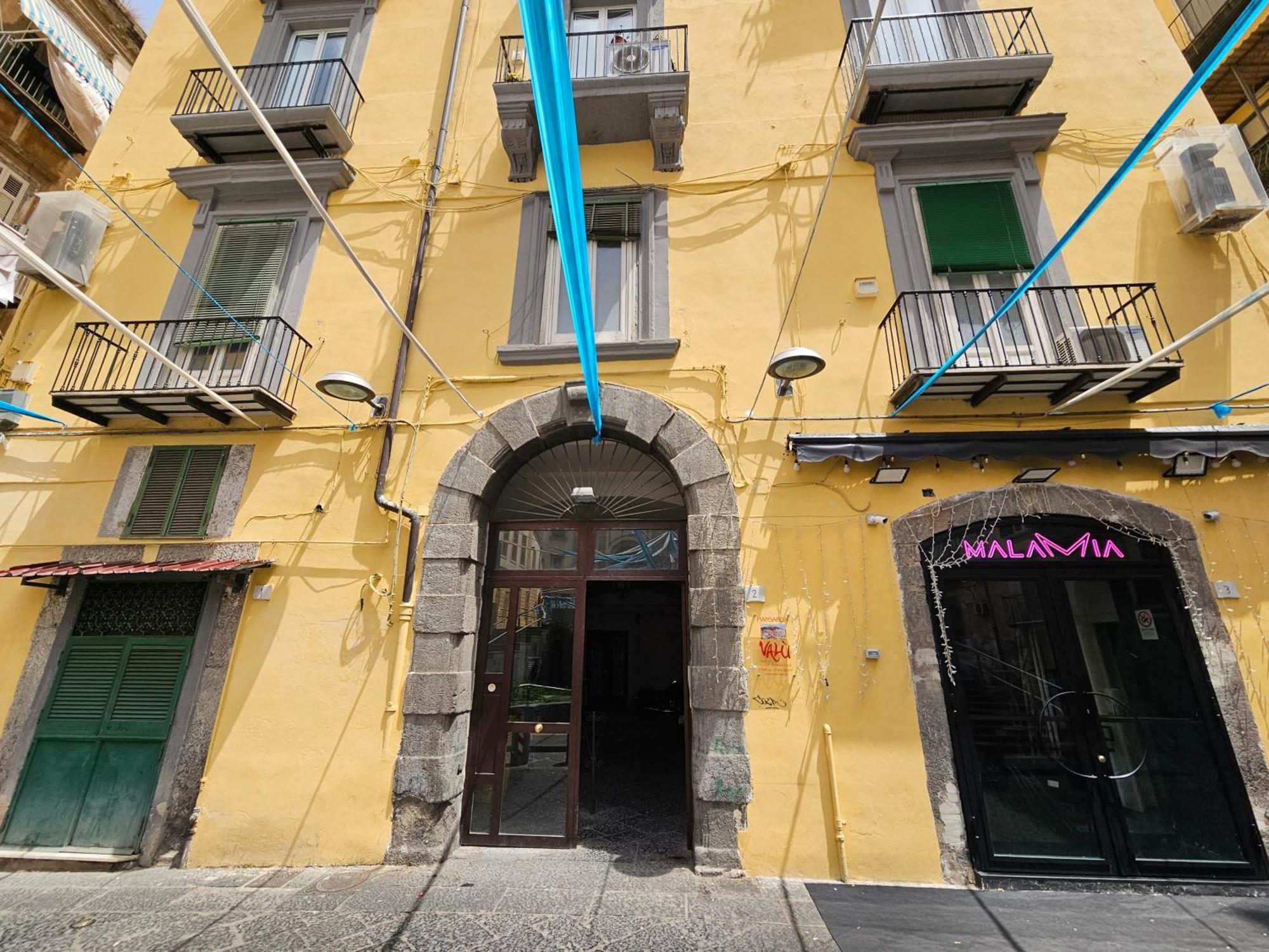 Mansarda Valu Appartement Napels Buitenkant foto