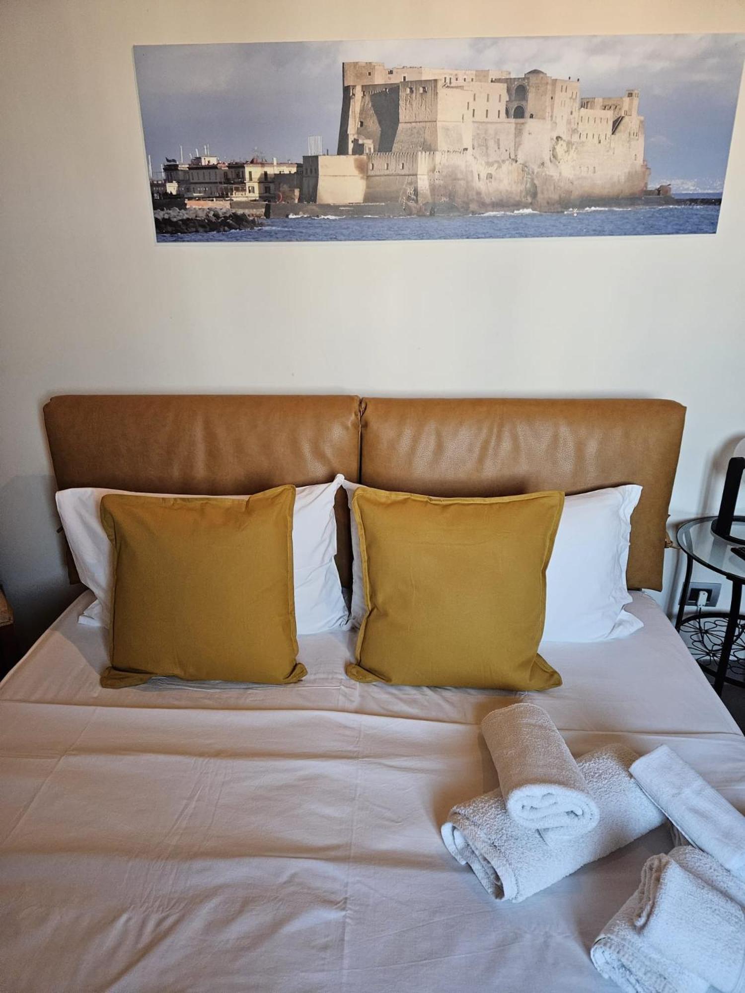 Mansarda Valu Appartement Napels Buitenkant foto